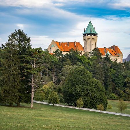 Hotel Smolenicky Zamok Smolenice Exterior foto