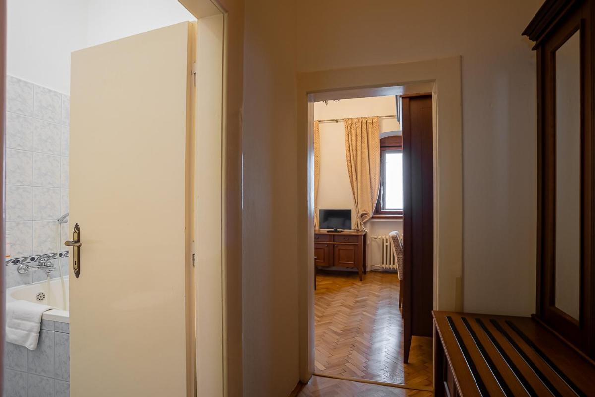 Hotel Smolenicky Zamok Smolenice Exterior foto